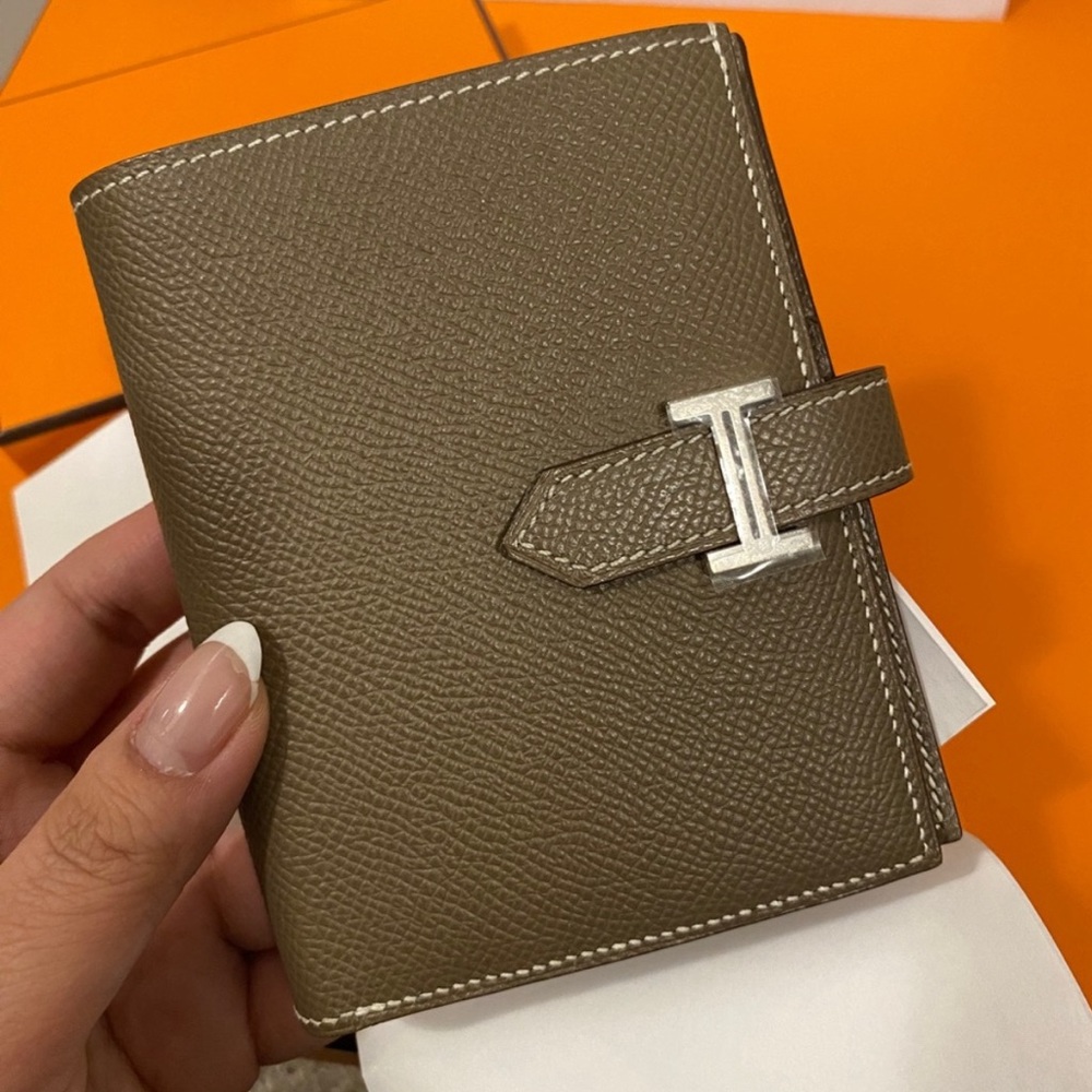 ⭐️New⭐️ Hermes Bearn Compact Wallet - Picture 1 of 5
